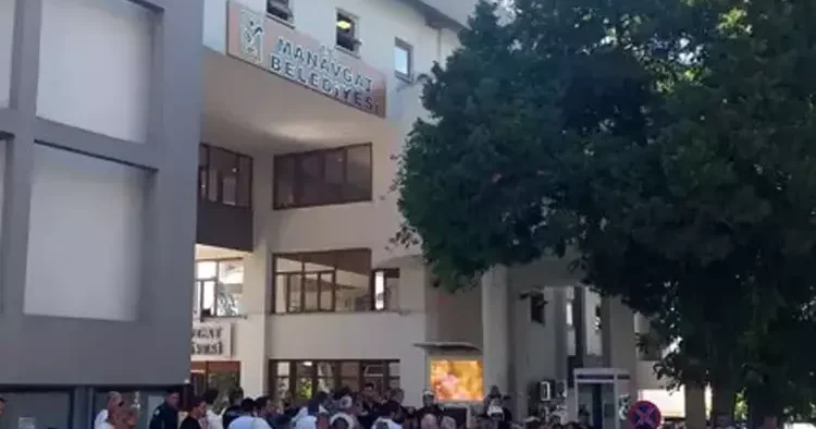 Manavgat Belediyesine rüşvet operasyonunda ek ifade: Paranın direkt başkana gideceğini söyledi