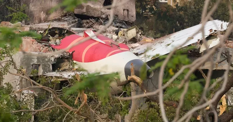 270 kişiye mezar olmuştu... Air India pilotlarının son konuşmaları kan dondurdu: Uçak senin ellerinde