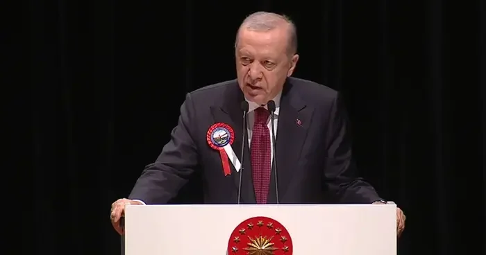 Cumhurbaşkanı Erdoğan dan İç cephe mesajı: Tarihi adımlar atıyoruz