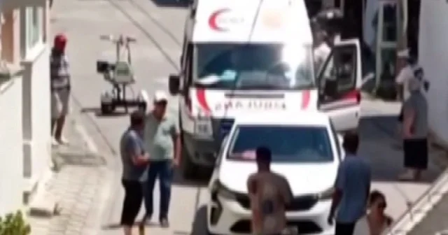 Balıkesir de park halindeki araç ambulansın geçişini engelledi VİDEO İZLE