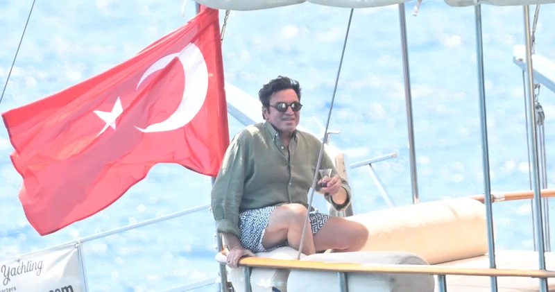 Mario Frangoulis in Bodrum da çay keyfi Magazin haberleri