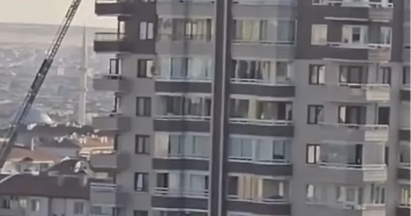 Etimesgut ta Çatı Yangını Paniğe Neden Oldu
