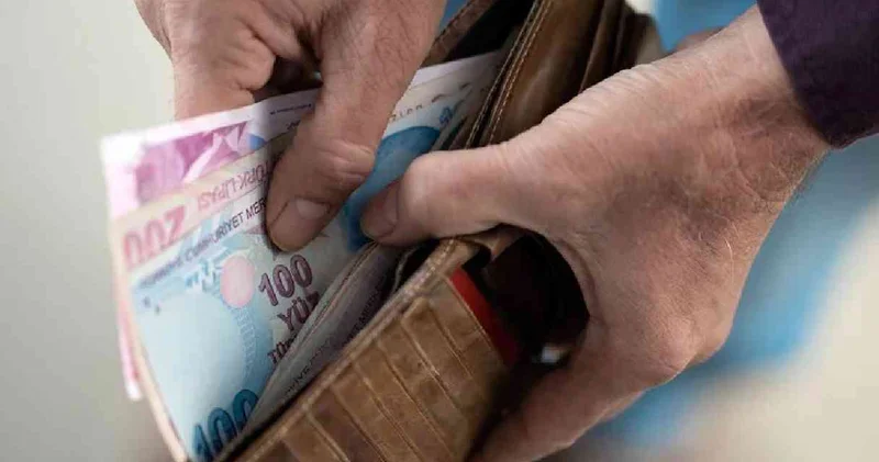 Emekli promosyonları 27 bin TL ye çıktı: En yüksek ödemeyi hangi banka veriyor?