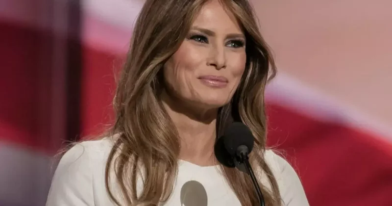 Trump kendi elleriyle teslim etti! First Lady’den Putin’e özel mektup