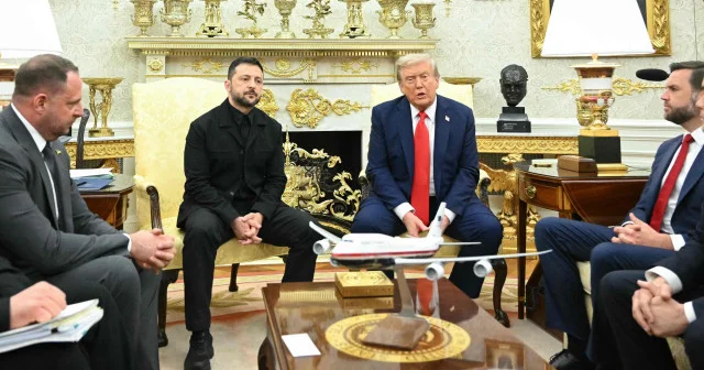 Trump ile Zelenski Beyaz Saray da Ukrayna Rusya arasında kalıcı barışı görüştü: Bu savaş kesinlikle bitecek Dünya Haberleri