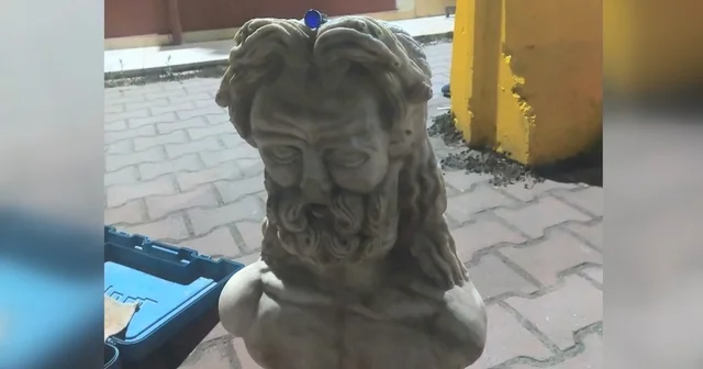 Tarihi eser operasyonunda 2 heykel ele geçirildi Bursa Haberleri