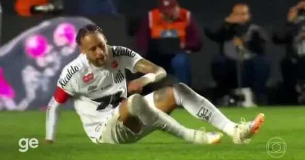 Dünyaca ünlü futbolcu hüngür hüngür ağladı!