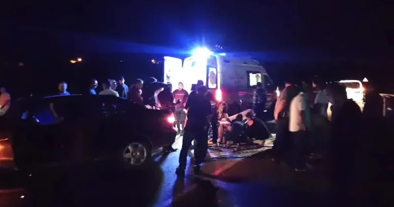 Çorum’da traktör ile otomobil çarpıştı: Aynı aileden 5 kişi yaralandı