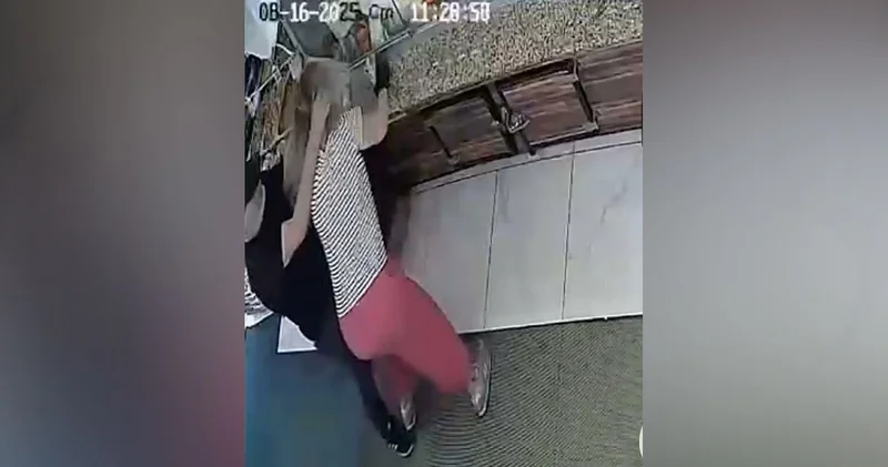 Manisa da bir şarküteride çalışan kadına bıçakla saldıran ve cezaevinden yeni çıktığı öğrenilen erkek serbest bırakıldı