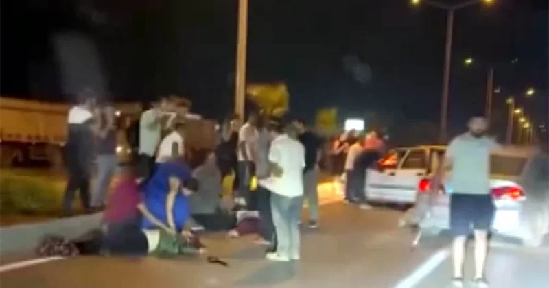 Anne kız yolun karışına geçmeye çalıştı, ortalık savaş alanına döndü Sözcü Gazetesi