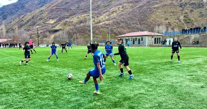 Yüksekova Süper Lig de ilk maçına çıkıyor: Tarihi maç Şemdinli de