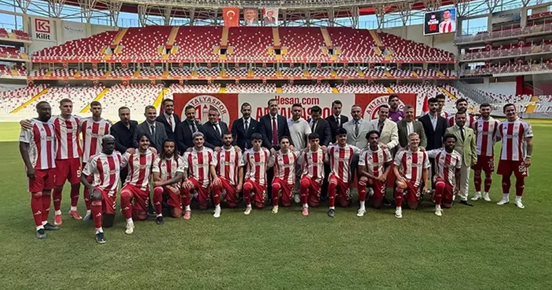 Antalyaspor, 2025 2026 sezonu oyuncularını tanıttı Fanatik Spor Haberleri Video