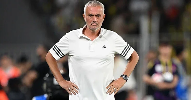 Benfica dan Mourinho açıklaması!