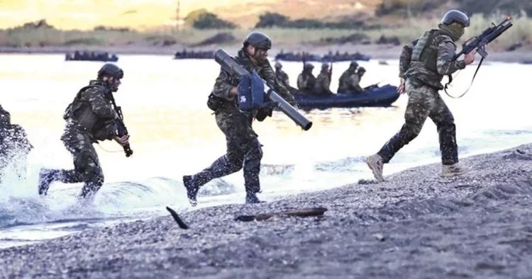Yunanistan Ege’de ani tatbikat başlattı