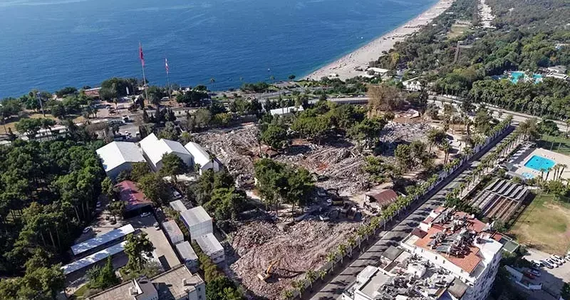 Antalya Müzesi tamamen yıkıldı