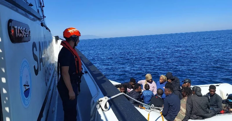 Muğla açıklarında 56 düzensiz göçmen yakalandı