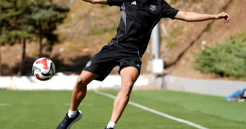 1. Lig in 20 lik yıldızı! İdolü Merih Demiral, hedefi Fenerbahçe