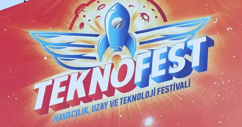 TEKNOFEST İstanbul a ikinci gününde ziyaretçi akını