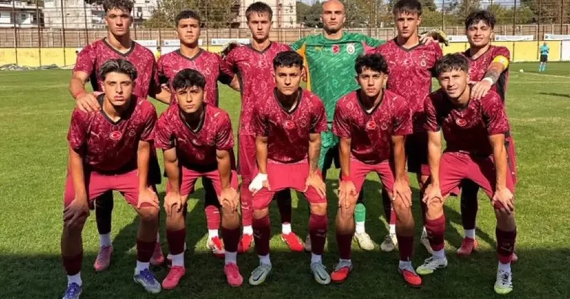 Galatasaray ın gençleri Frankfurt a direnemedi
