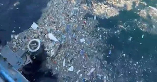 İstanbul Boğazı nda skandal görüntü: Çöp yığınına döndü VİDEO İZLE