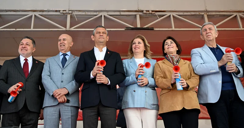 Özgür Özel: Belki Türkiye nin en keyifli, dünyanın da en çok tercih edilen maratonlarından biri olabilir