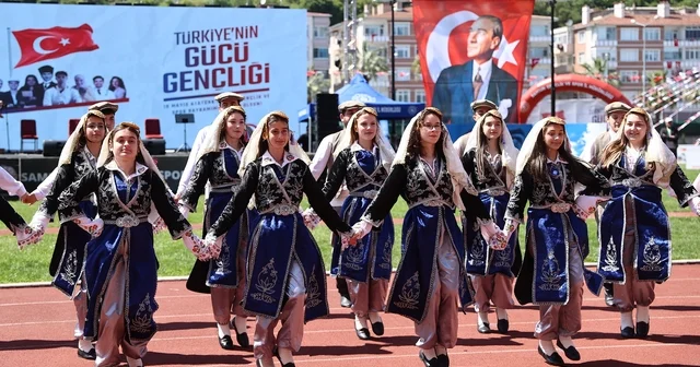 Milli Mücadele nin başladığı Samsun da 19 Mayıs kutlanıyor Samsun Haberleri