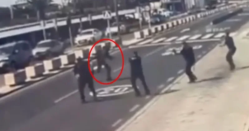 Havalimanında polis ve yolculara saldıran saldırgan, polis tarafından öldürüldü