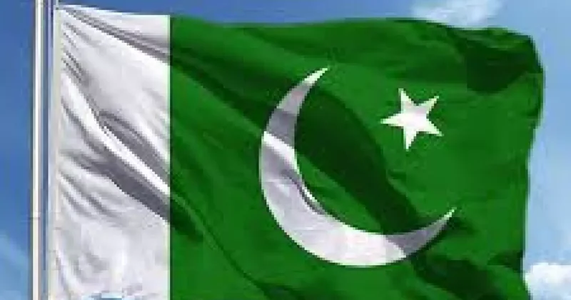 Pakistan da bombalı saldırı! Araca yerleştirilen patlayıcı infilak etti!