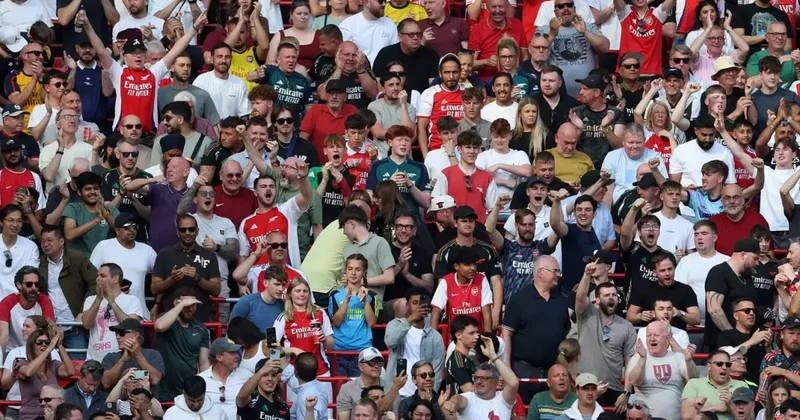 İngiliz devi Arsenal, Filistin e destek olan 22 yıllık çalışanını düşünmeden kovdu