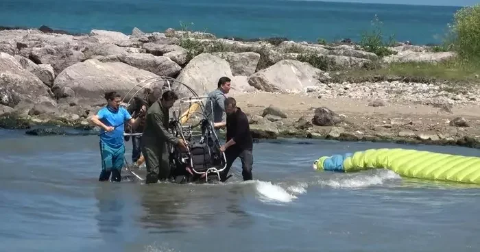 Giresun da 19 Mayıs gösterisinde paramotor kazası: 1 yaralı