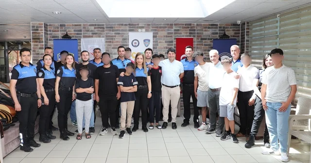 Adana da 10 çocuk, polis desteğiyle bağlama çalmayı öğrenecek Adana Haberleri