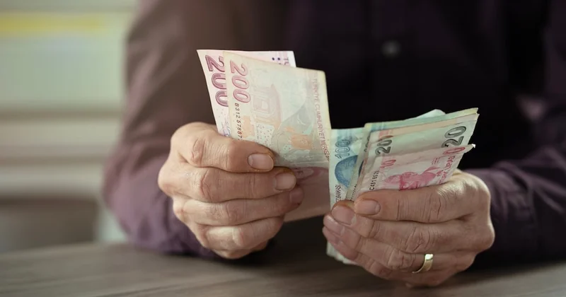 Zam bekleyen emekliye soğuk duş: SGK uzmanı gözden kaçan detayı açıkladı Sözcü Gazetesi