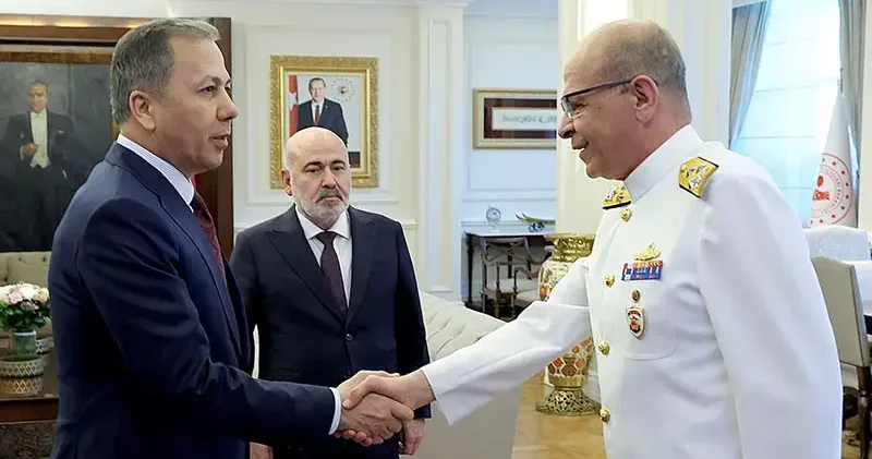 Bakan Yerlikaya, Sahil Güvenlik heyetini kabul etti
