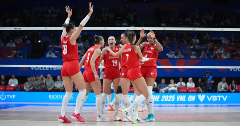 KANADA TÜRKİYE MAÇI CANLI İZLE EKRANI Filenin Sultanları galibiyet için parkede! VNL Kanada Türkiye voleybol maçı ne zaman, saat kaçta ve hangi kanalda, şifresiz mi?