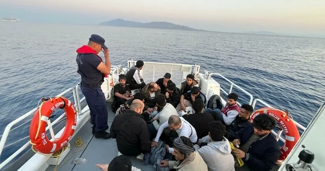 Datça da 23 kaçak göçmen kurtarıldı Muğla Haberleri