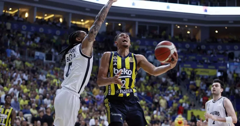 Son ana kadar heyecan doruklardaydı: Finalin 2. maçı sona erdi