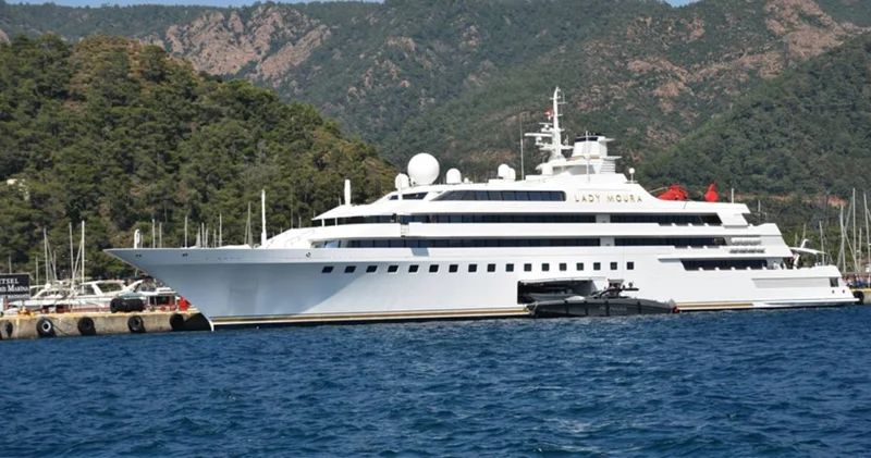 Marmaris milyarderler limanına döndü: 125 milyon dolarlık lüks yat bakın kimin çıktı?