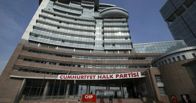 CHP de istifa ve mezhepçilik depremi: Meclis Üyesi Ahmet Öksüz Ayrımcılığa uğradım diyerek istifa etti!