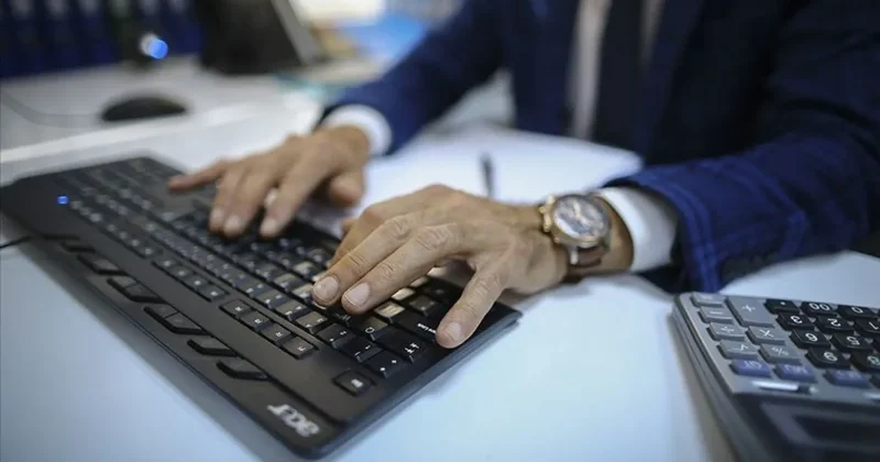 Tatile gidecek memurlar dikkat! Memurlar yıllık izinlerini tek seferde alabilir mi?