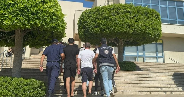 Marmaris te göçmen kaçakçılığı operasyonu: 7 tutuklama Muğla Haberleri