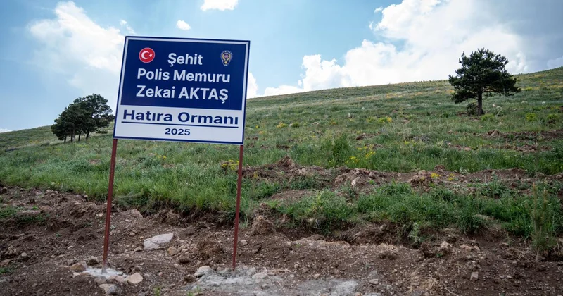 Şehit annesinin vasiyetini polisler yerine getirdi