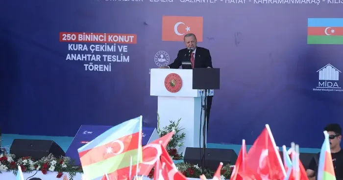 Azerbaycan Mahallesi açılışı... Cumhurbaşkanı Erdoğan: Yaşadığımız süreç Milli Mücadele ile eşdeğerdir