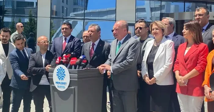 CHP lideri Özel kameralar önünde baba ocağına davet etmişti! Gündem yaratan iddia... İnce nin CHP rozeti takacağı tarih belli oldu