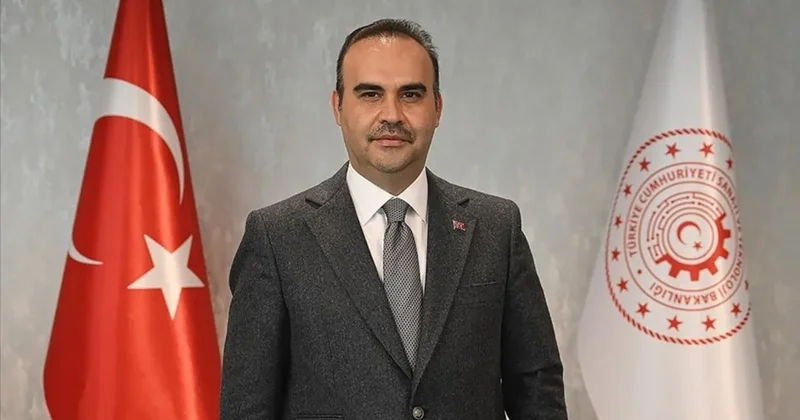 Bakan Kacır: Türksat 7A uydumuzun çalışmalarına başladık