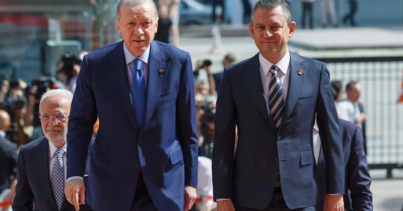TESK ile görüşen Özgür Özel’den Erdoğan’a çağrı: Gelin esnafın elini hava bırakmayalım