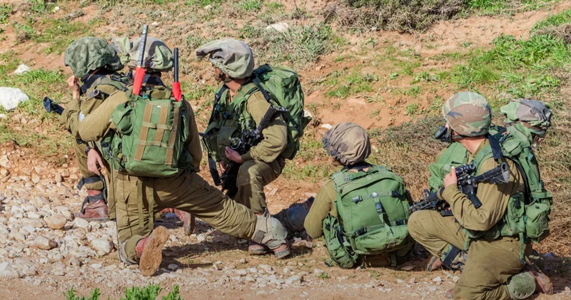 Mossad İran a böyle sızdı! Kamyon ve bavulla silah taşıdılar