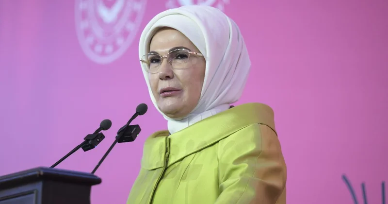 Emine Erdoğan dan karne alacak öğrencilere tebrik