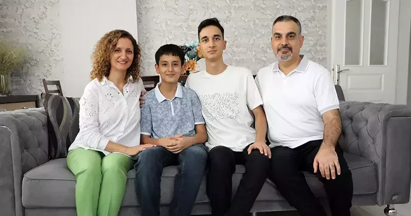Gaziantep te 2 kardeş bir hafta arayla Türkiye birincisi oldu