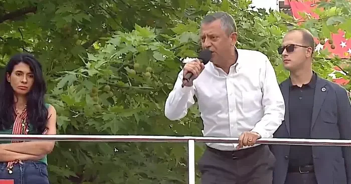 CHP lideri Özgür Özel kayyumcu çırağı diyerek Adil Karaismailoğlu nu hedef aldı: Utanmaz adam