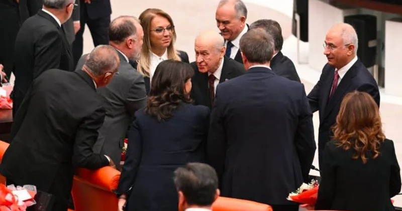 Bakırhan: Bahçeli başta olmak üzere kimseyi geçmişiyle yargılamamalı